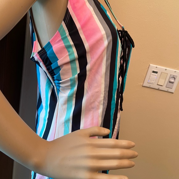 No Boundaries one piece swimsuit size 2X - Picture 5 of 7